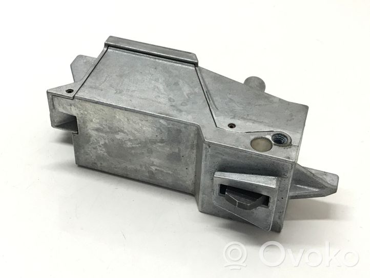 Ford Focus Verrouillage du volant 7G913F880