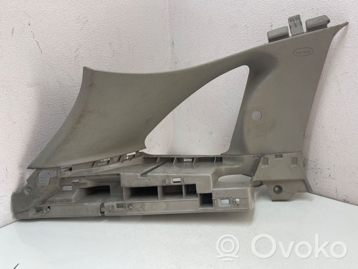 Renault Clio III Rivestimento montante (D) (superiore) 8200611769