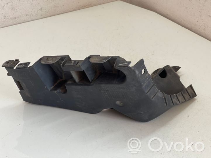 Renault Clio III Support de pare-chocs arrière 8200290037