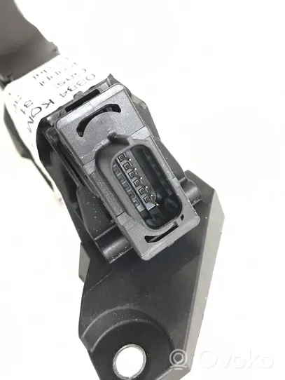 Ford Focus Accelerator throttle pedal JX619F836E