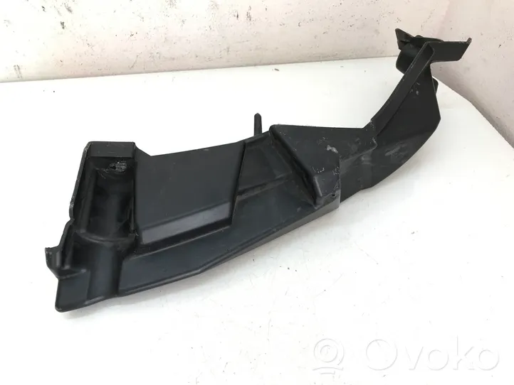 Renault Clio III Support phare frontale 8200289846