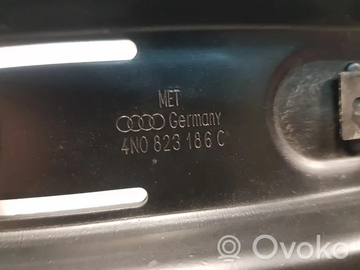 Audi A8 S8 D5 Zamek pokrywy przedniej / maski silnika 4N0823186C