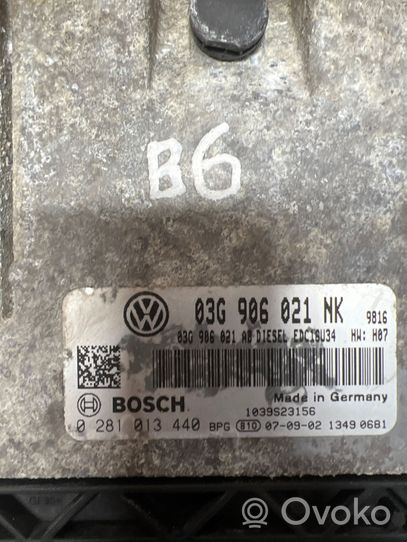 Volkswagen PASSAT B6 Calculateur moteur ECU 03G906021AB