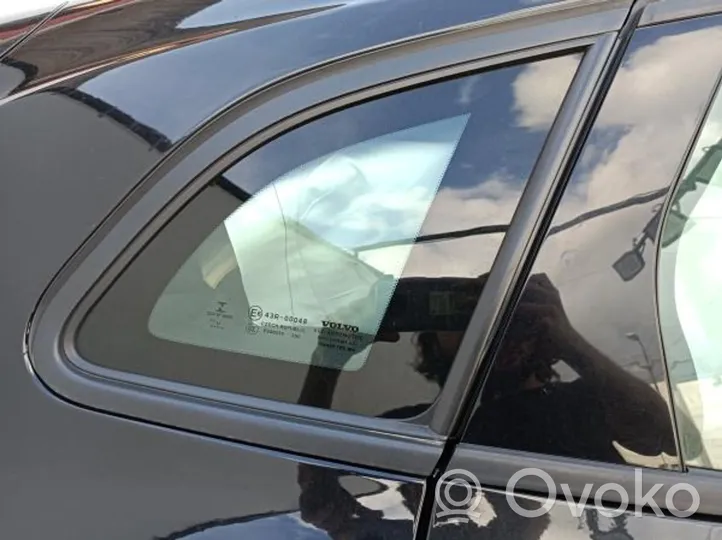 Volvo V40 Cross country Rear door window glass 