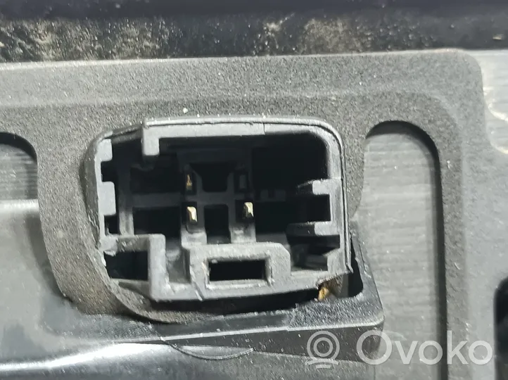 Volvo S40 Serratura esterna portellone 
