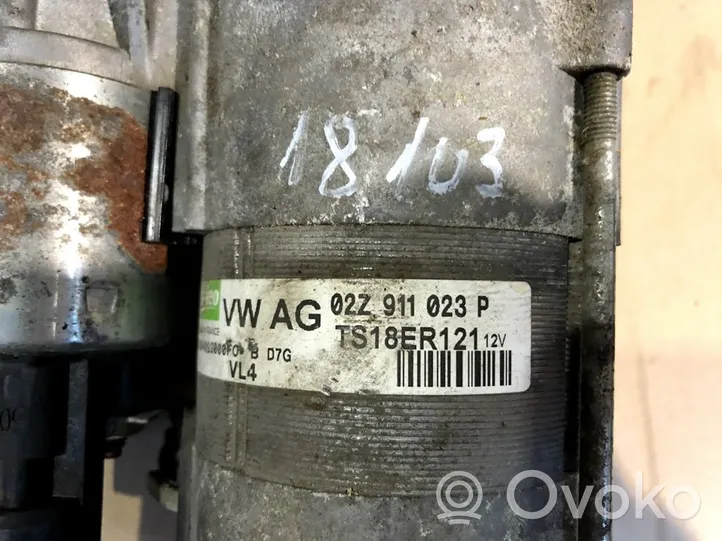 Volkswagen Golf VI Starter motor 02Z911023P