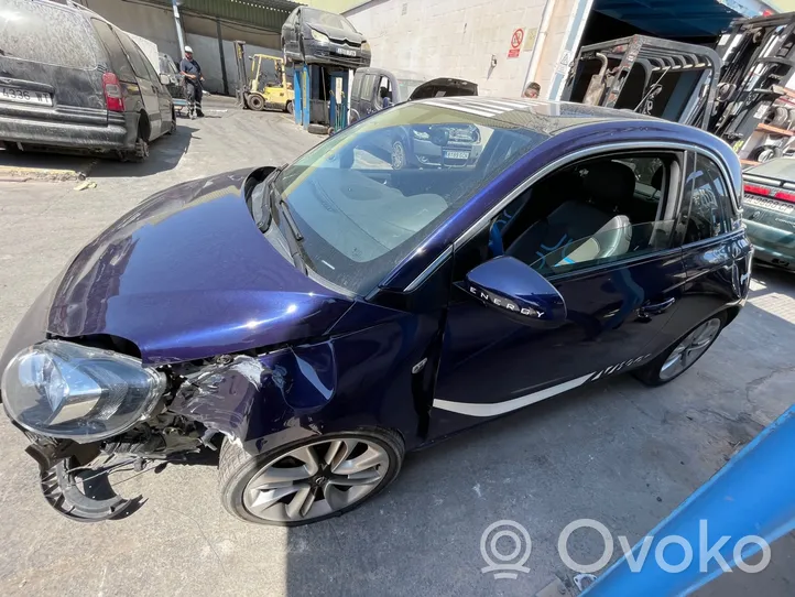 Opel Adam Priekinė durų spyna 13579522