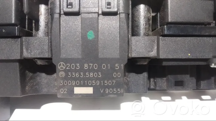 Mercedes-Benz CLC CL203 Interruptor de control multifunción A2038700151