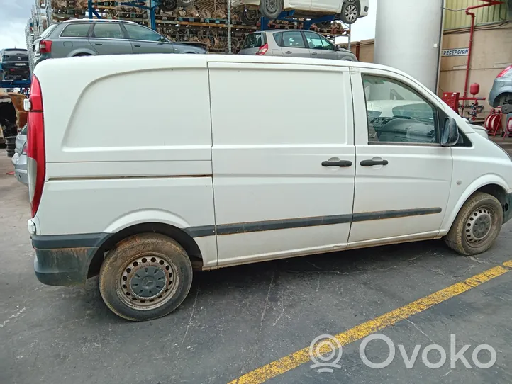 Mercedes-Benz Vito Viano W639 Taka-apurunko 