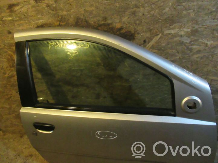 Fiat Punto (188) Priekinės durys (dvidurio) 