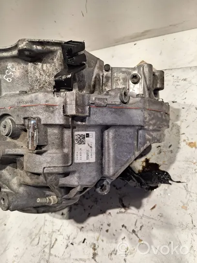 Opel Astra J Automatic gearbox 55565585