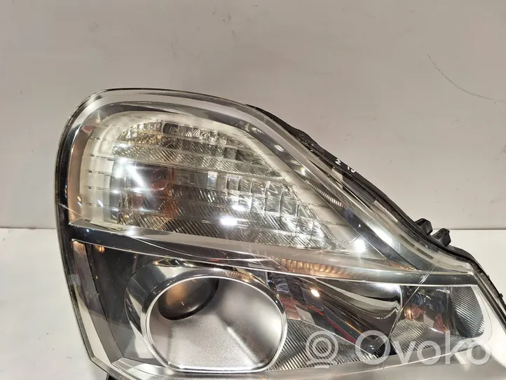 Renault Modus Headlight/headlamp 8200658387