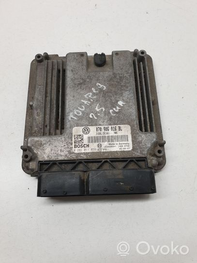 Volkswagen Touareg I Sterownik / Moduł ECU 070906016BL