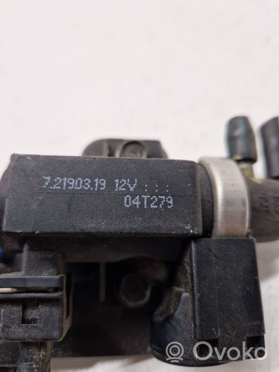 KIA Sorento Vacuum valve 72190319