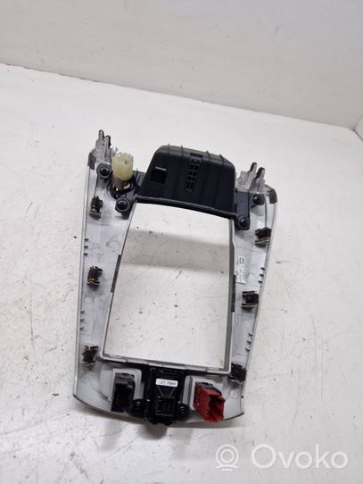 Chevrolet Captiva Other center console (tunnel) element 22751722