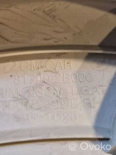 Hyundai Santa Fe Inne części wnętrza samochodu 817402B000