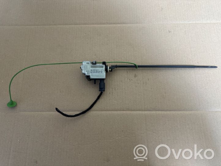 BMW X5 E70 Serratura del tappo del serbatoio del carburante 6985882