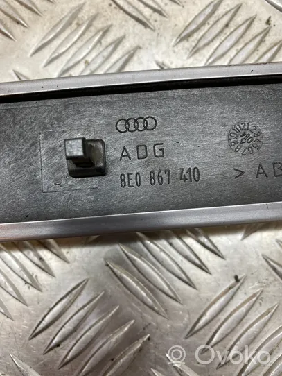 Audi A4 S4 B7 8E 8H Dekoratyvinė apdailos juostelė 8E0867410