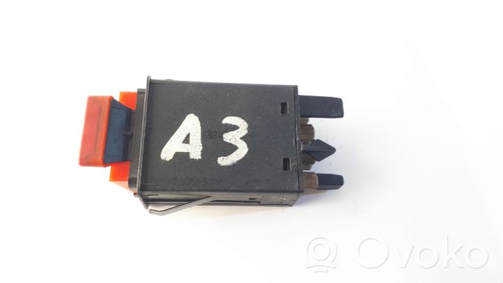 Audi A3 S3 8L Interrupteur feux de détresse 8L0941509B