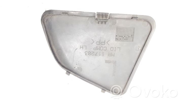 Mitsubishi Carisma Altra parte interiore MR117203