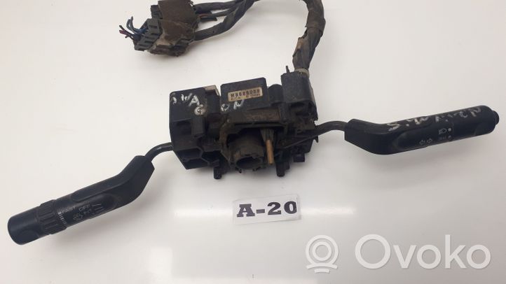 Mitsubishi Space Wagon Leva/interruttore dell’indicatore di direzione e tergicristallo MB686039