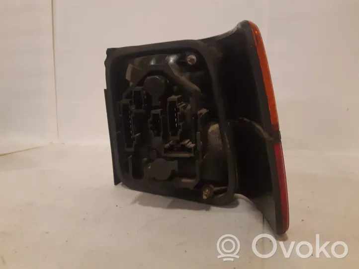 Volkswagen Vento Galinis žibintas kėbule 1H5945111B