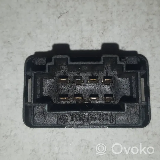 Volkswagen PASSAT B3 Interruptor del elevalunas eléctrico 375959855K