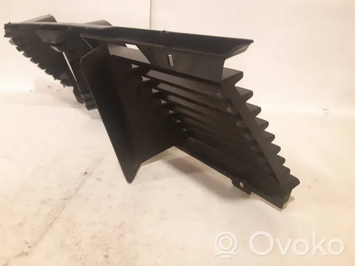 BMW 5 E34 Atrapa chłodnicy / Grill 51131874646