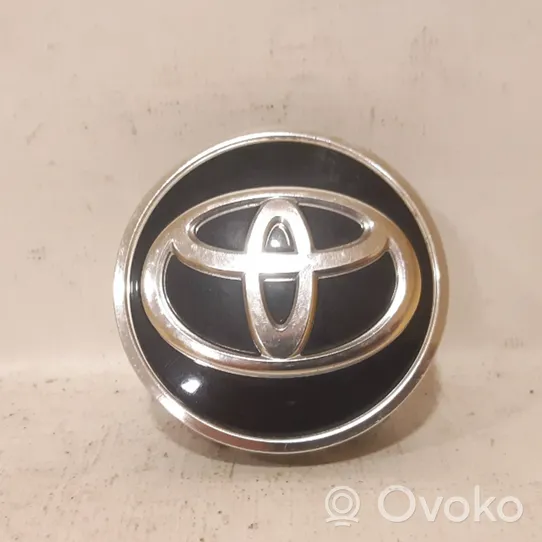 Toyota Yaris Cross Alkuperäinen pölykapseli 