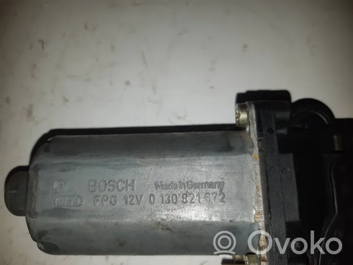 Mercedes-Benz A W168 Moteur de lève-vitre de porte avant 0130821672