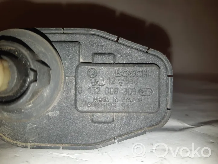 Audi 80 90 B3 Headlight level adjustment motor 0132008309