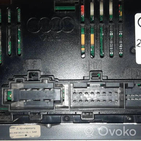 Audi A4 S4 B6 8E 8H Panel klimatyzacji 8E0820043J