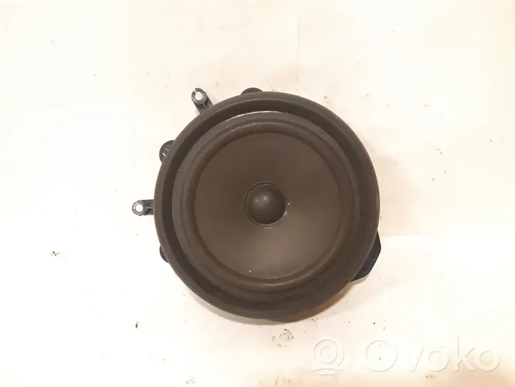 Audi A4 S4 B6 8E 8H Takaoven kaiutin 8E0035411