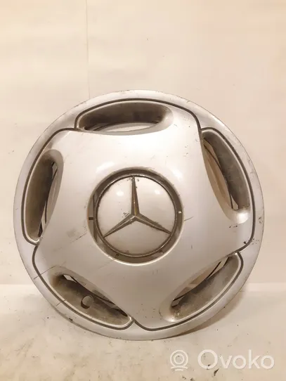 Mercedes-Benz E W210 R15 wheel hub/cap/trim A2104010024