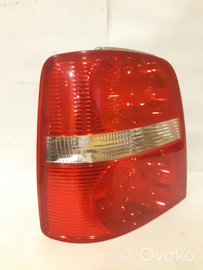 Volkswagen Touran I Lampa tylna 1T0945095G