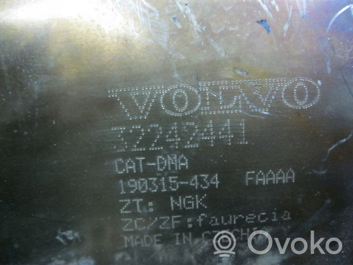 Volvo XC40 Filtr cząstek stałych Katalizator / FAP / DPF 32242441