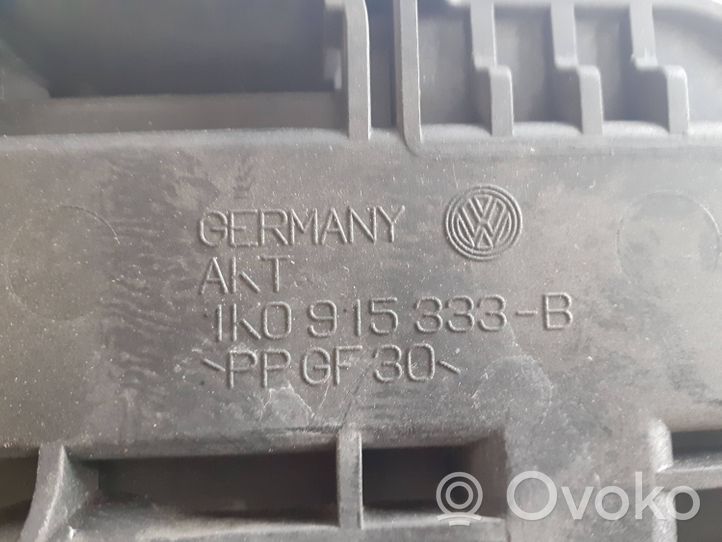 Audi A3 S3 8P Podstawa / Obudowa akumulatora 1K0915333B