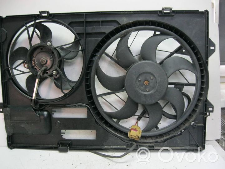 Volkswagen Transporter - Caravelle T5 Kale ventilateur de radiateur refroidissement moteur 7H0121201BN