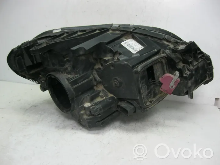 Mercedes-Benz B W246 W242 Lampa przednia A2468200139