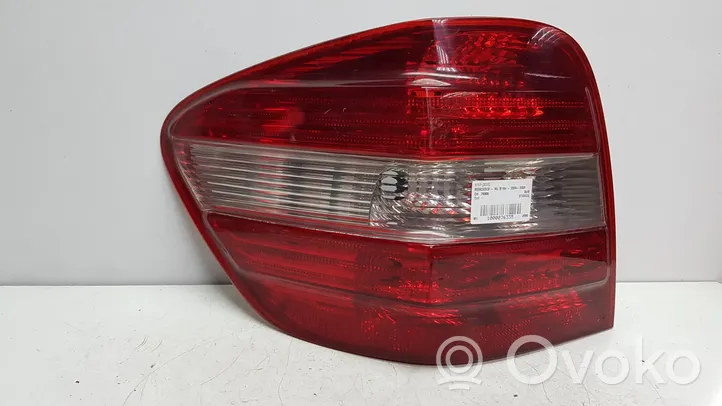 Mercedes-Benz ML W164 Lampa tylna 