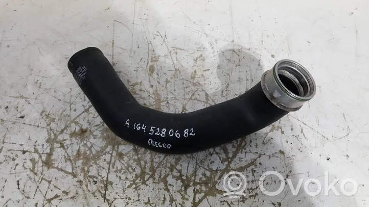 Mercedes-Benz ML W164 Tube d'admission de tuyau de refroidisseur intermédiaire A1645280682