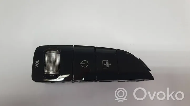 A2139056703 Mercedes-Benz E W213 Head unit multimedia control  