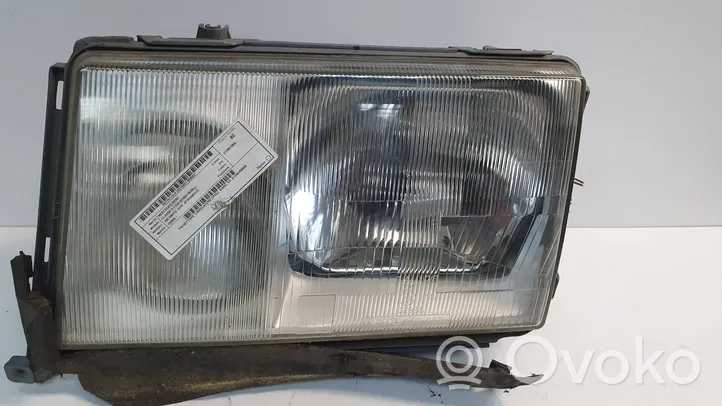 Mercedes-Benz E W124 Lampa przednia 