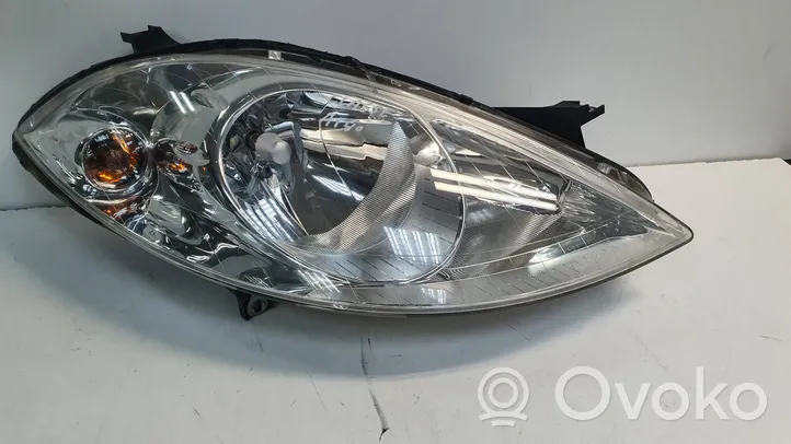 Mercedes-Benz A W169 Lampa przednia A1698200261