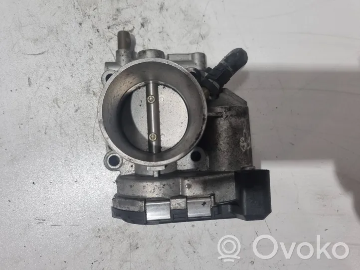Volkswagen Golf IV Throttle valve 036133062D