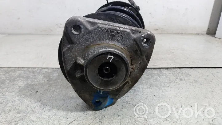 Mercedes-Benz A W176 Ammortizzatore anteriore A2463208713