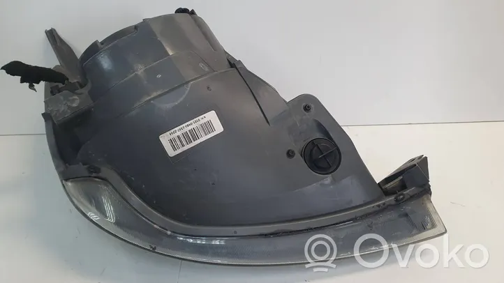 Ford Fiesta Lampa przednia 6S61-13W030-AD