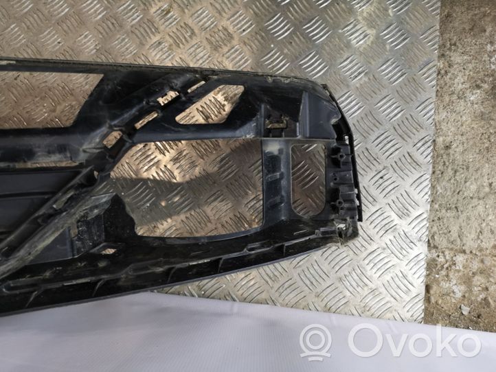 Volkswagen Tiguan Kratka dolna zderzaka przedniego 5NA805903
