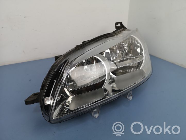 Peugeot 301 Lampa przednia 9675139080