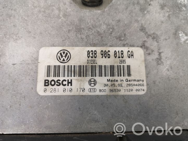 Volkswagen PASSAT B5 Calculateur moteur ECU 038906018GA